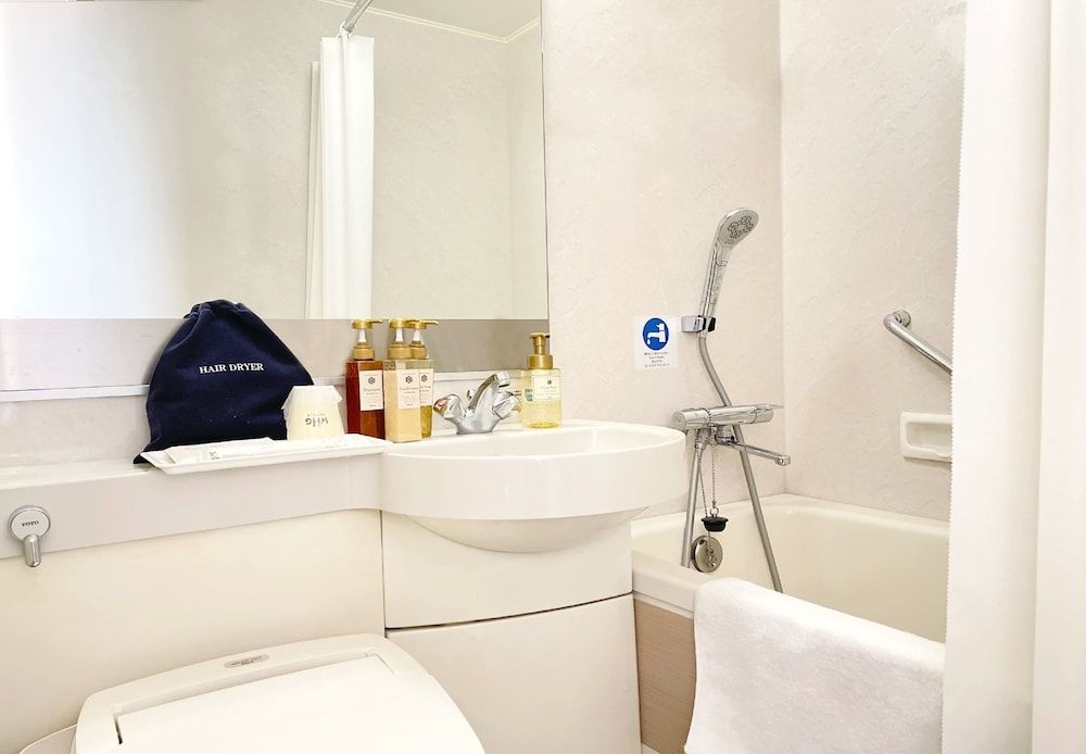 Tokyo Bay Ariake Washington Hotel High Floor Standard Double Room, Non Smoking 4