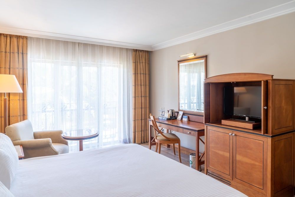 IC Hotels Airport 