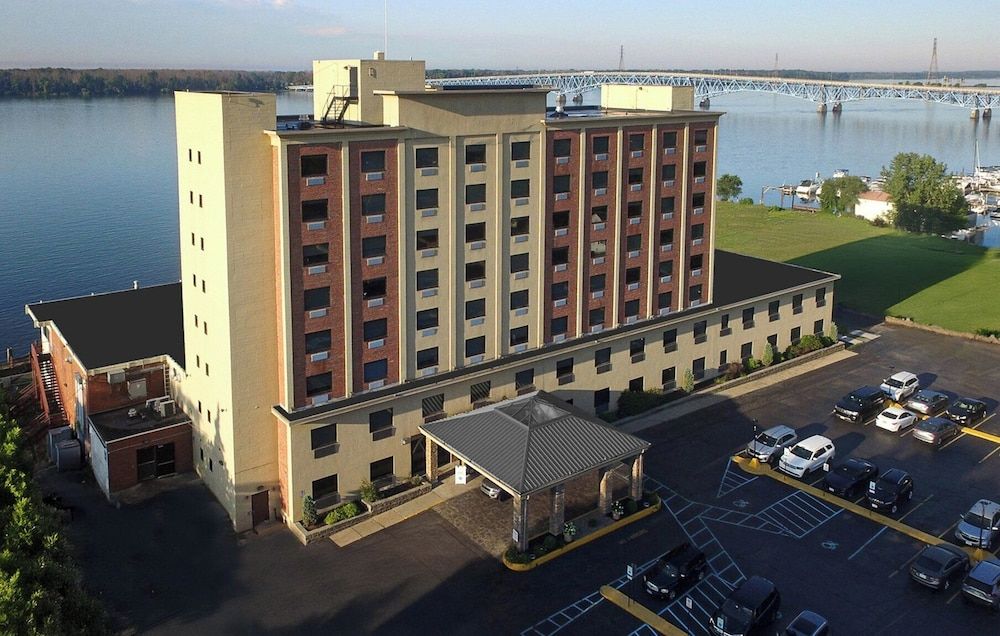 undefined Crowne Plaza Niagara Falls NY Riverside by IHG 8