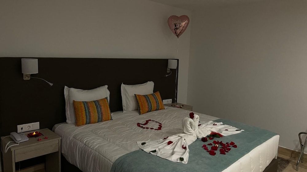 Hotel Pinhal do Sol Romantic Double Room 2