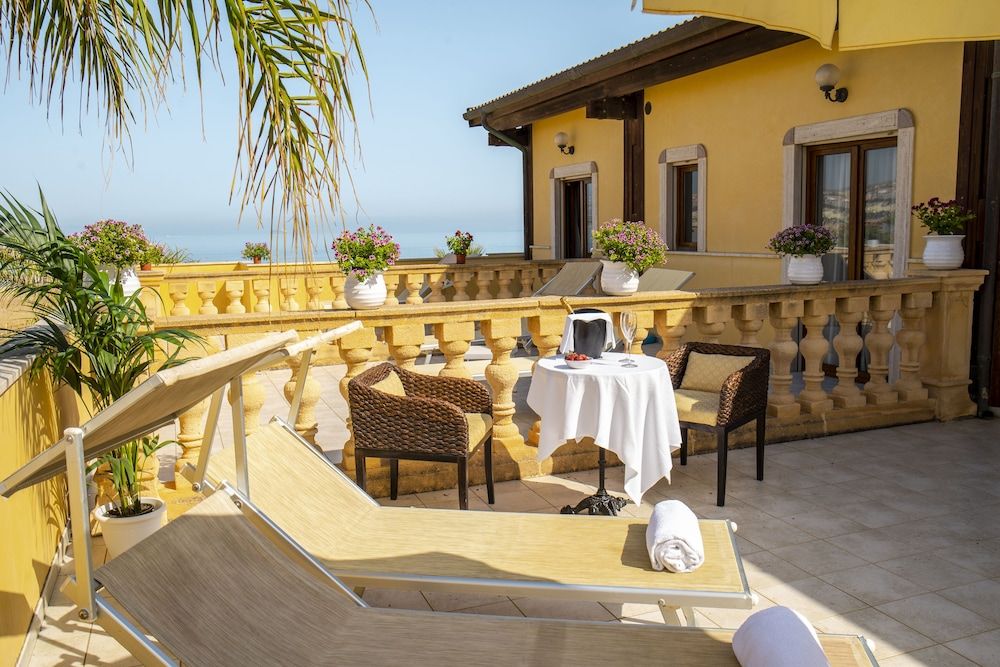 Hotel Villa Romana Terrace Room 2