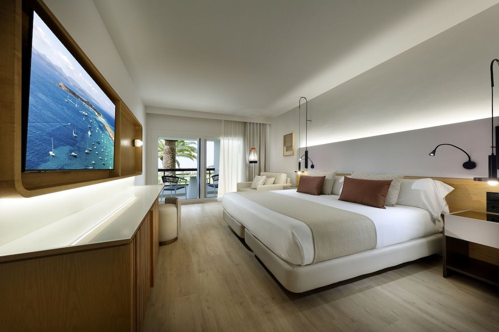 Deluxe Room, Garden View