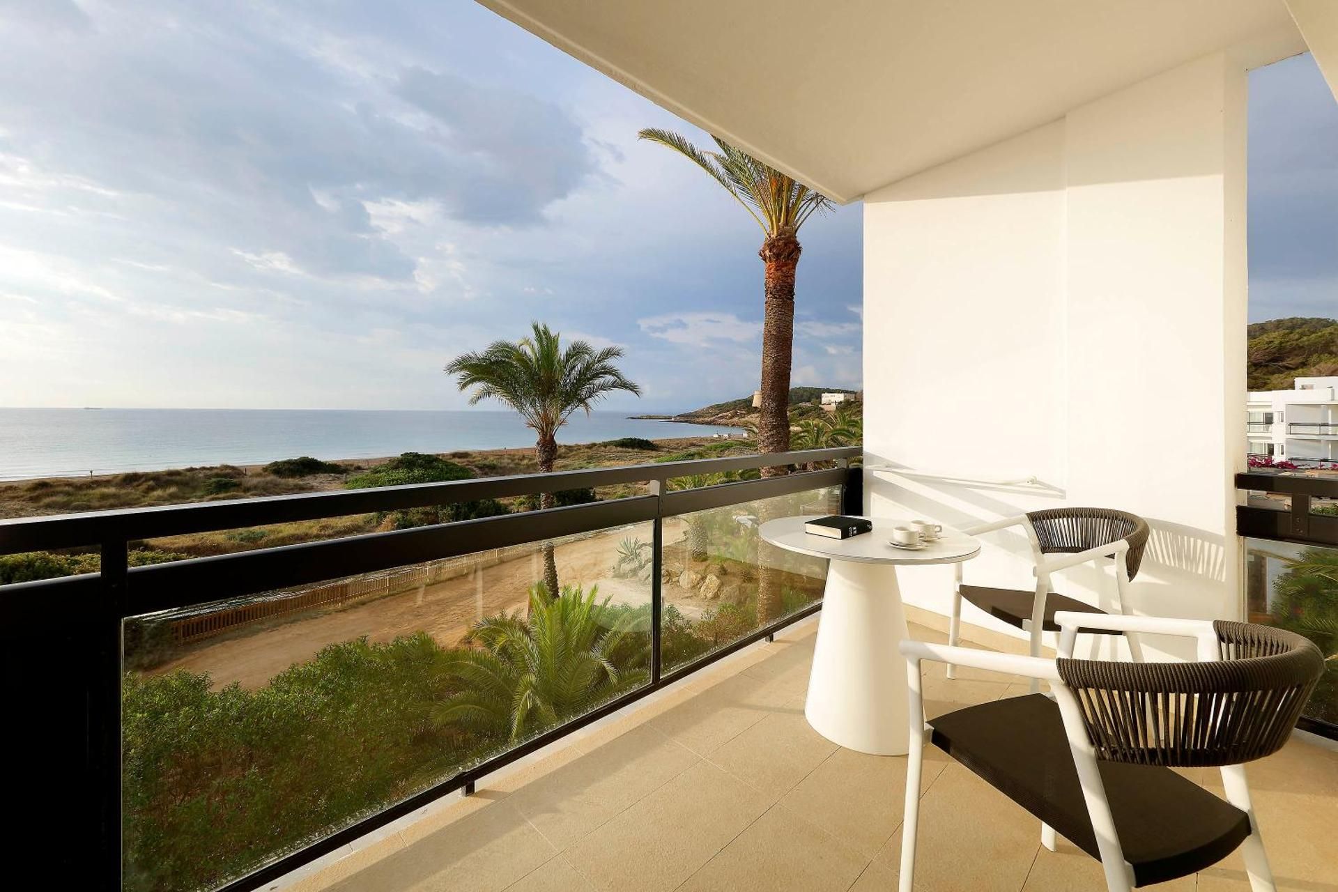 Junior Suite Sea View for 2 Adults
