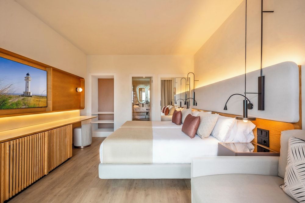 Suite, Garden View