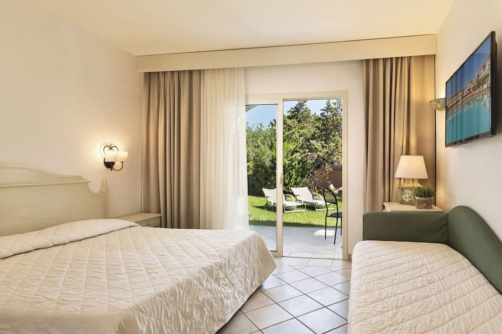 Comfort Triple Room