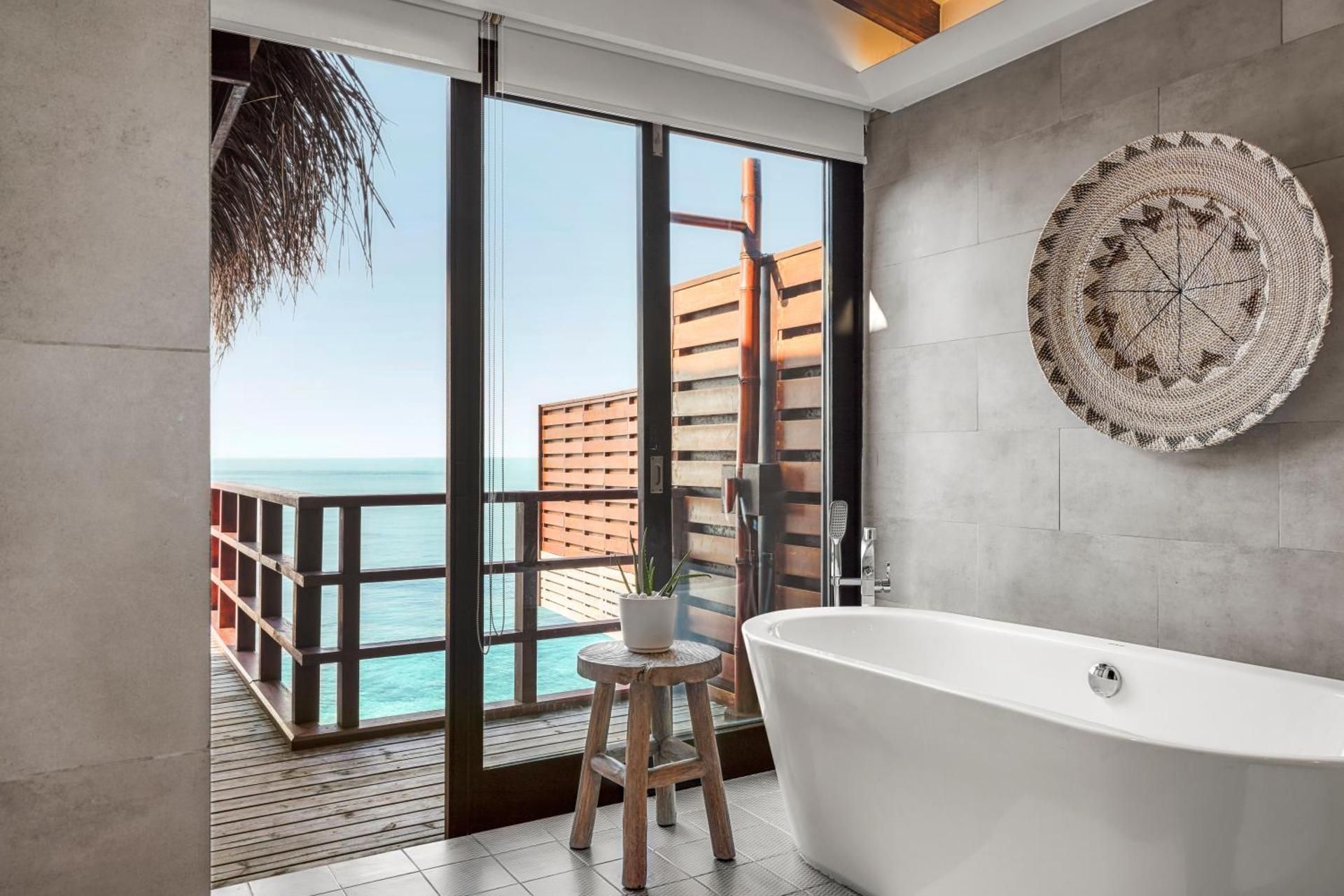 Grand Park Kodhipparu Pool Water Villa 2