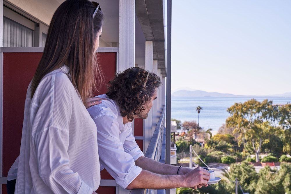 Sea View Cityscape Hotel Premium Double or Twin Room, Partial Sea View 5