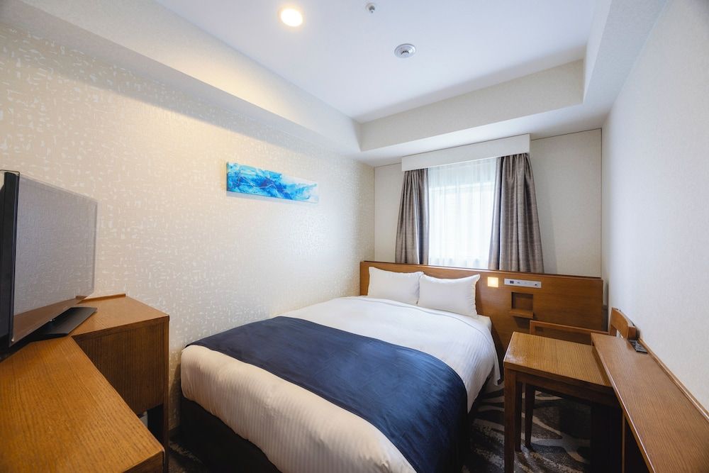 Shinjuku Washington Hotel Main Economy Double Room, Non Smoking (Remodeled Floor)