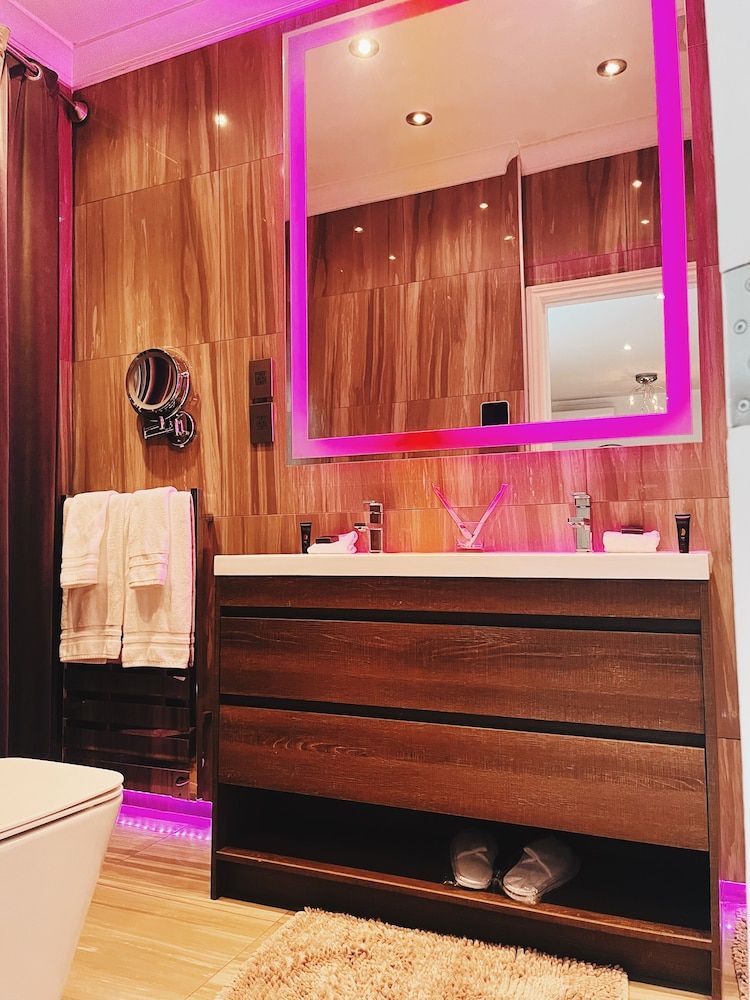 undefined Hotel Kutuma 3