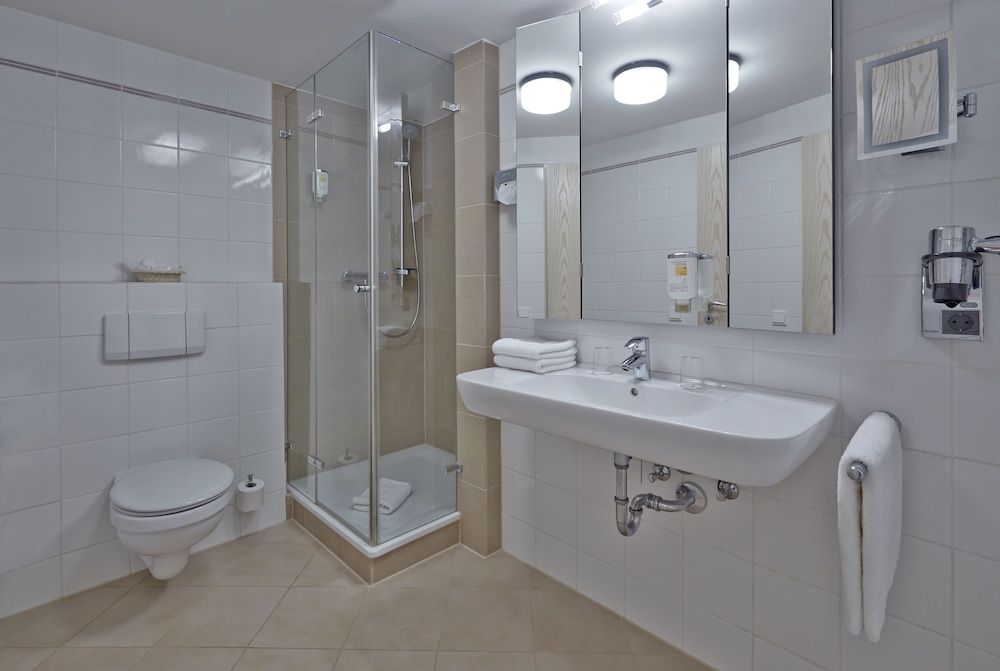 Upstalsboom Parkhotel French Room 1,40m x 2m 6