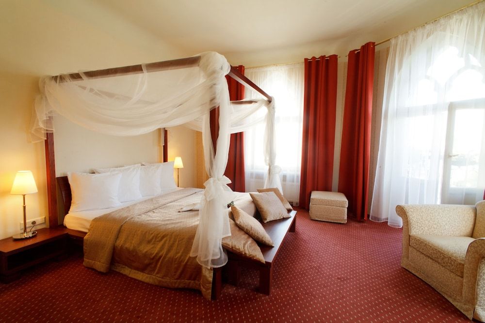 undefined Monika Centrum Hotels