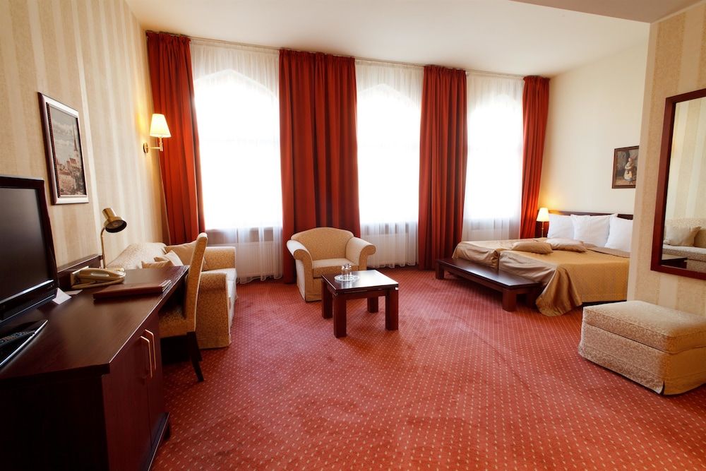 undefined Monika Centrum Hotels 4