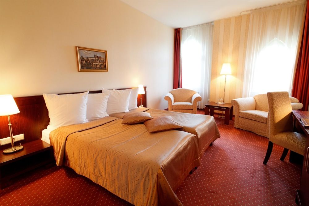 Monika Centrum Hotels Standard Twin Room, 2 Twin Beds 7