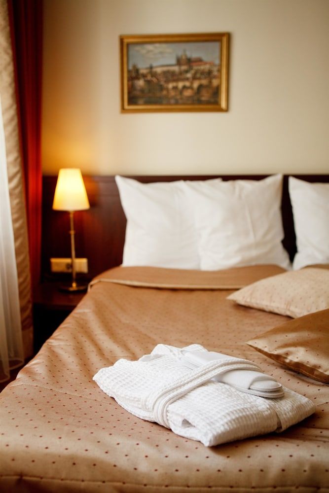 Monika Centrum Hotels Standard Twin Room, 2 Twin Beds 2