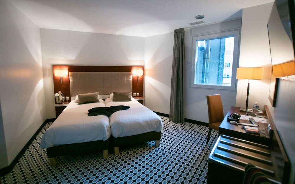 Kyriad Limoges Centre - Gare - Atrium Standard Room, 1 Double Bed 7