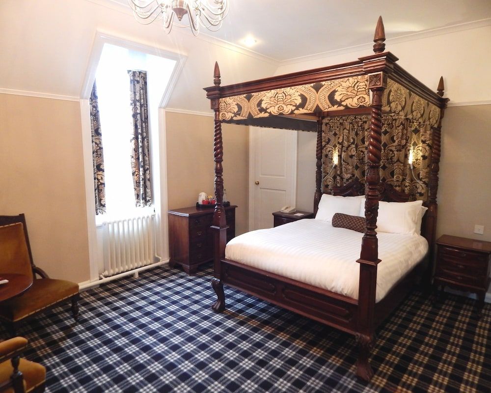 Tulloch Castle Hotel