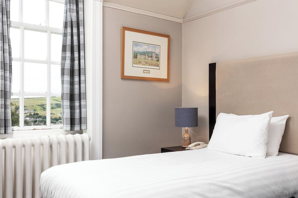 Tulloch Castle Hotel Standard Double or Twin Room 3