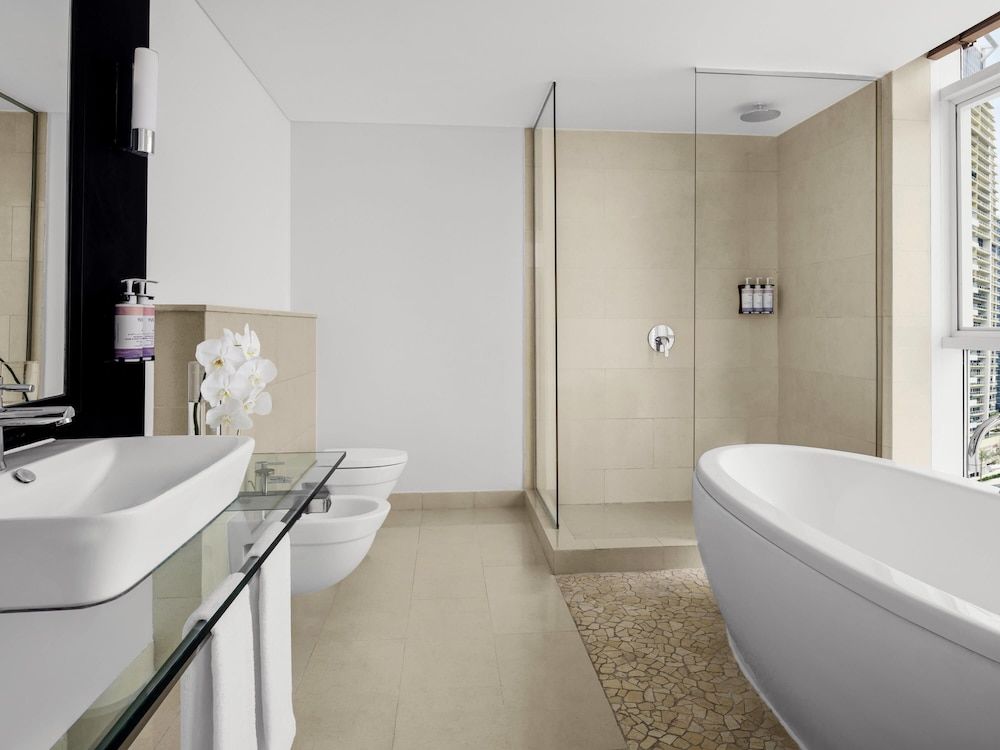 undefined Mövenpick Hotel Jumeirah Lakes Towers 3