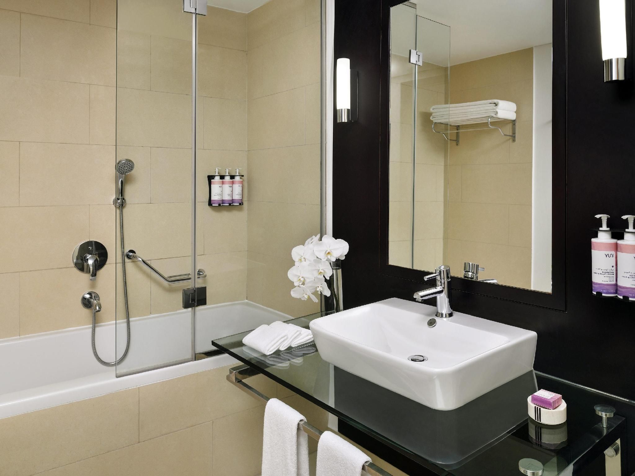 undefined Mövenpick Hotel Jumeirah Lakes Towers 7