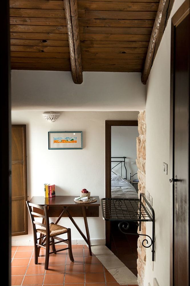 Corte Altavilla Relais & Charme Quadruple Room 3