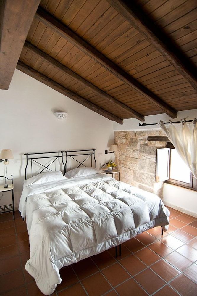 Corte Altavilla Relais & Charme Quadruple Room 2
