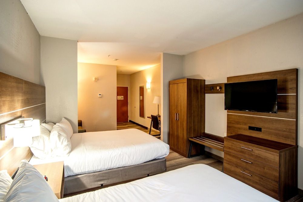 Standard Room, 2 Queen Beds, Accessible (Communication Accessible)