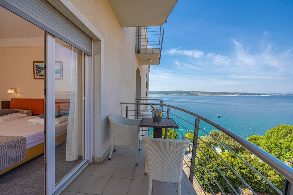 Hotel Marina Double or Twin Room, Balcony, Partial Sea View 3