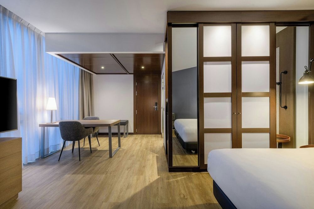 Standard Room, 1 Queen Bed, Non Smoking