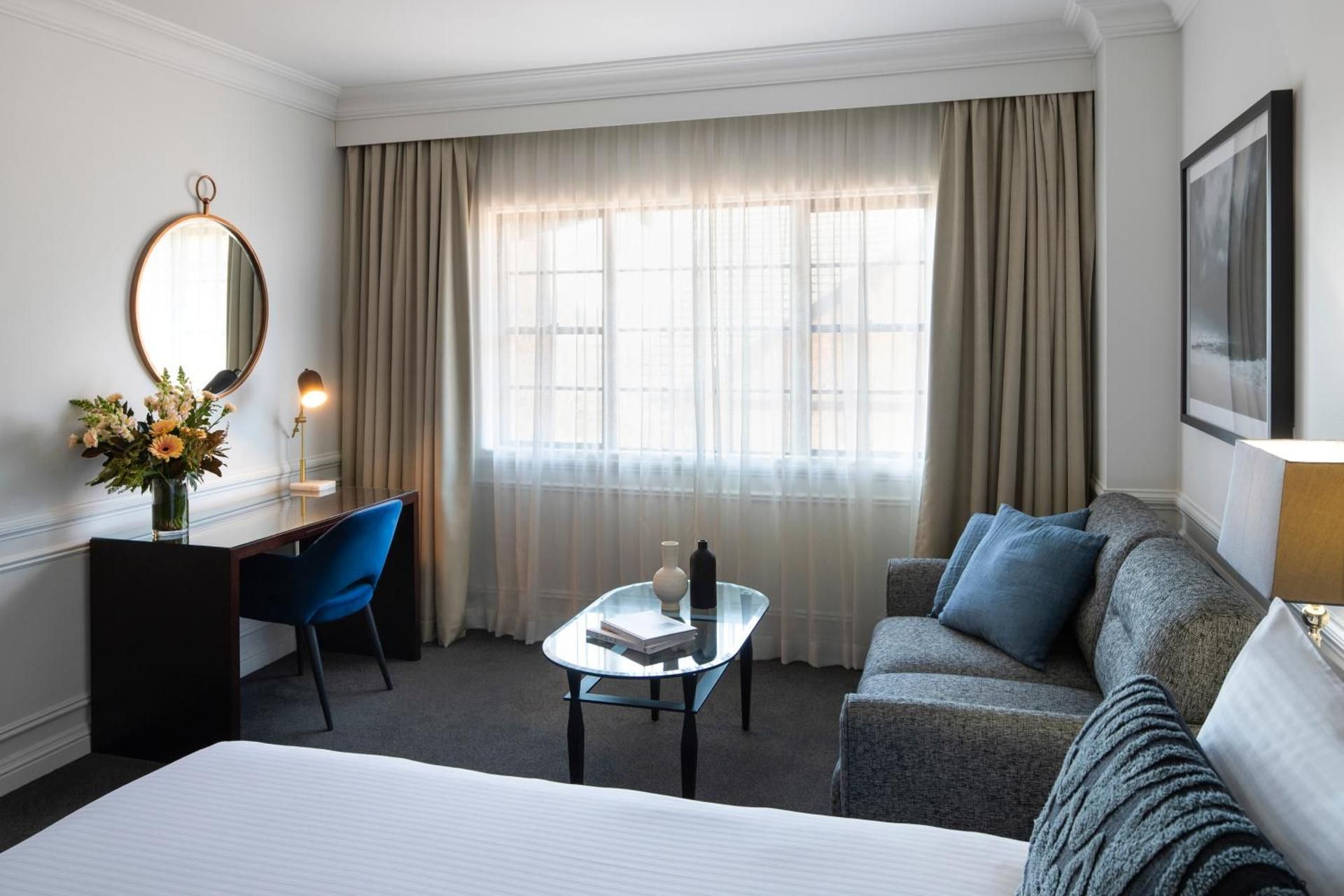 Peppers The Hills Lodge Premium Room with 1 Queen Bed 3