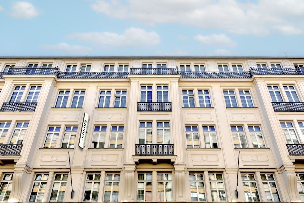 undefined Garner Hotel Berlin - Checkpoint Charlie by IHG