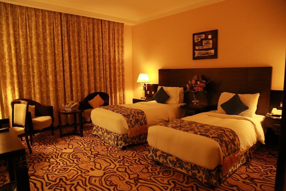 Sharjah Palace Hotel Classic Twin Room 3