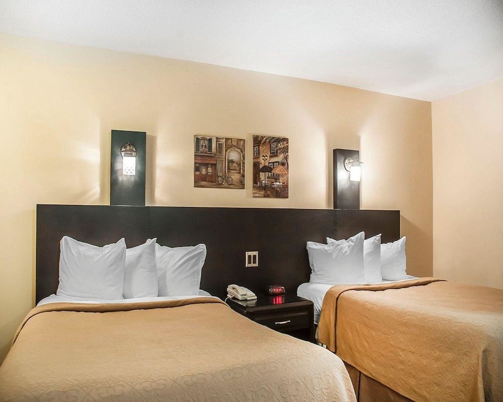 undefined Quality Hotel Fallsview Cascade 10