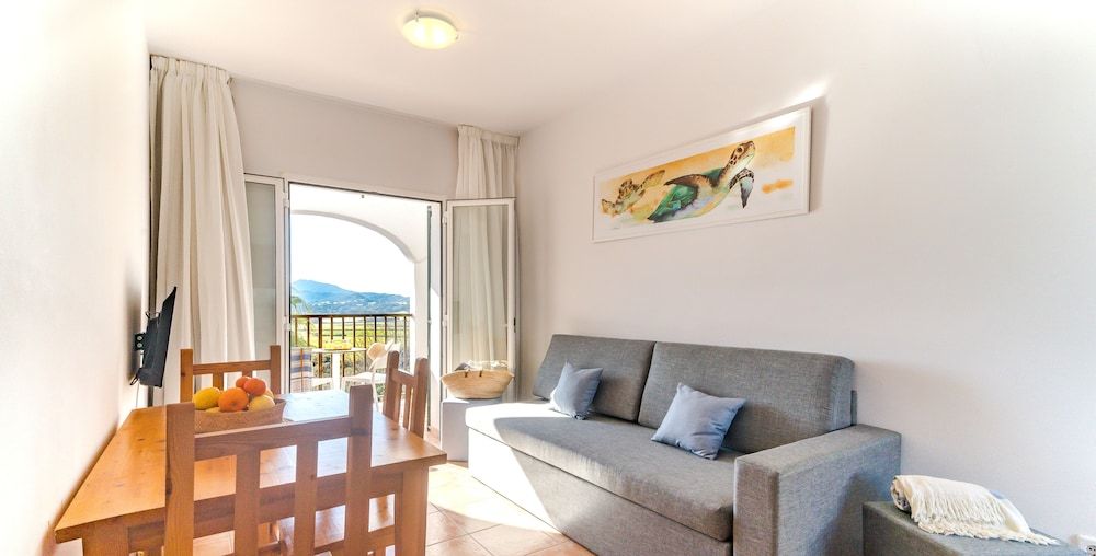 Economy Apartment, 1 Bedroom (Sunrise - 1 adult + 1 child)