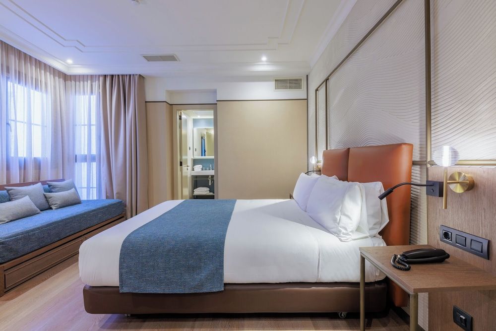 undefined Hotel Medinaceli 8