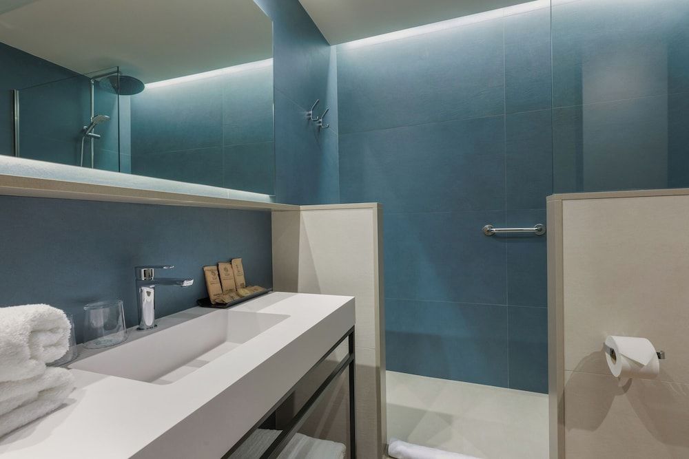 Hotel Medinaceli New reopening 2025 Estandard interior 2 4