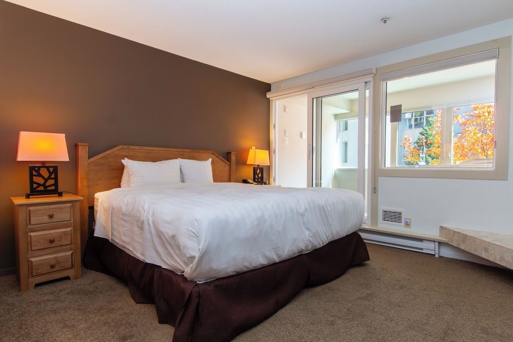 Condo, 1 Bedroom + Loft, Hot Tub (Unit 205)