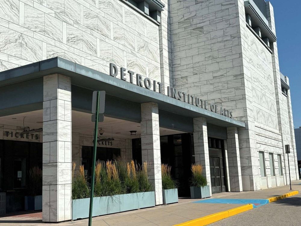 undefined Trumbull and Porter Hotel 4