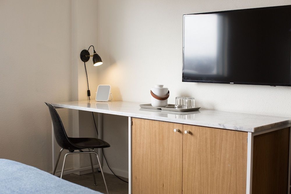 Trumbull and Porter Hotel Deluxe Room, 1 Queen Bed 10