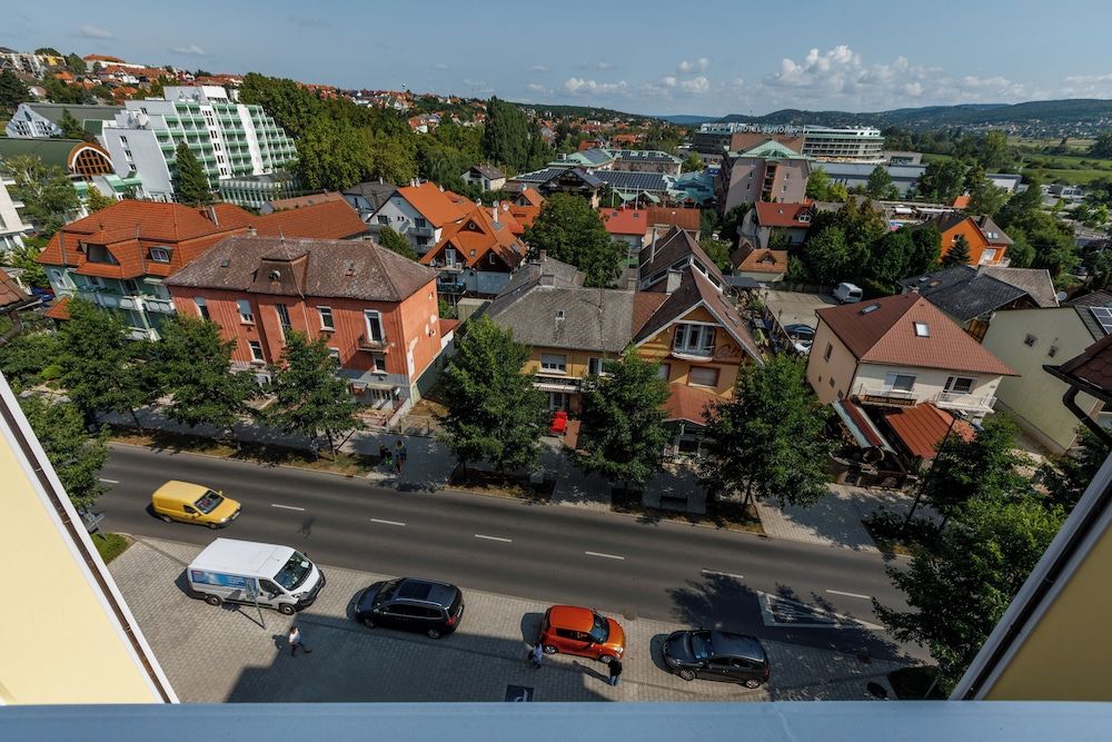 Palace Hotel Heviz Family Apartment 2