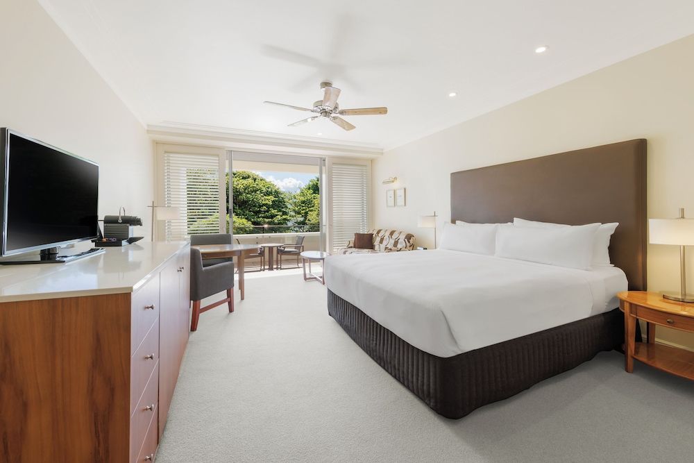 undefined Pullman Reef Hotel Casino 4