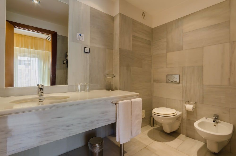 undefined Hotel Príncipe Real 10