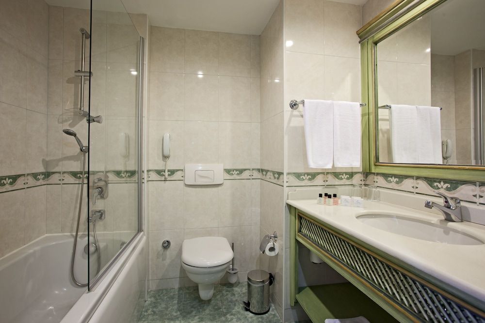 Salmakis Resort & Spa Standard Room, Garden View 7