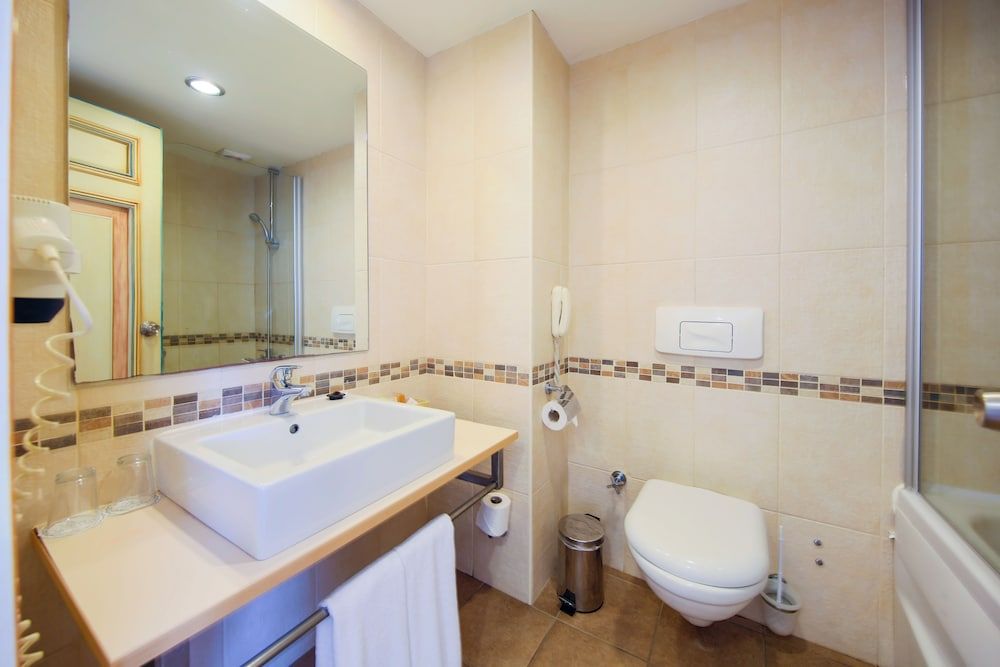 Salmakis Resort & Spa Standard Room, Garden View 9