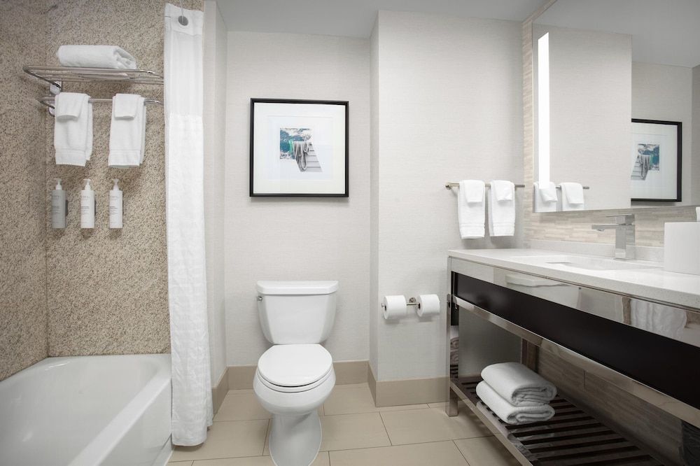 Room, 2 Queen Beds (Mini Fridge/Microwave)