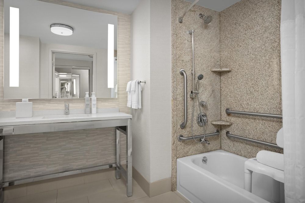 Room, 2 Queen Beds, Accessible, Bathtub (Hearing Impaired, Mini Fridge/Microwave)