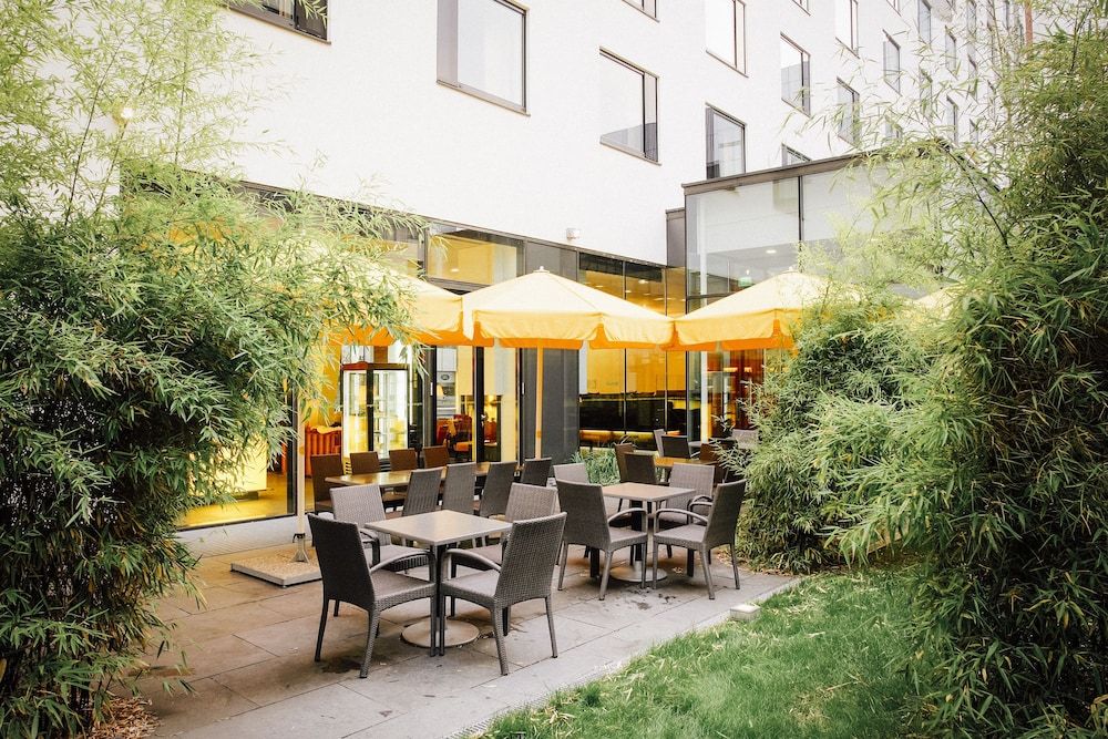 undefined OREA Hotel Angelo Praha 3