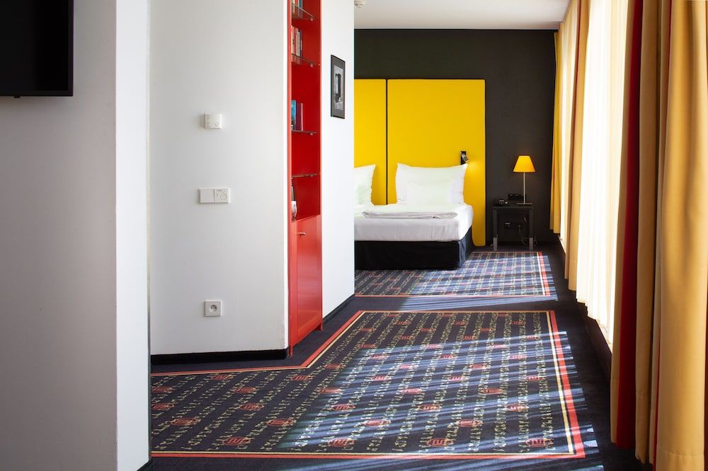 undefined OREA Hotel Angelo Praha 8