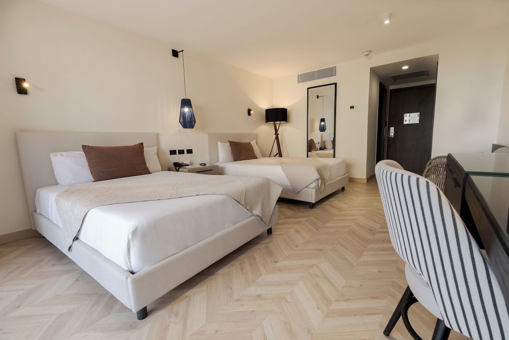 Executive Deluxe City View with Balcony