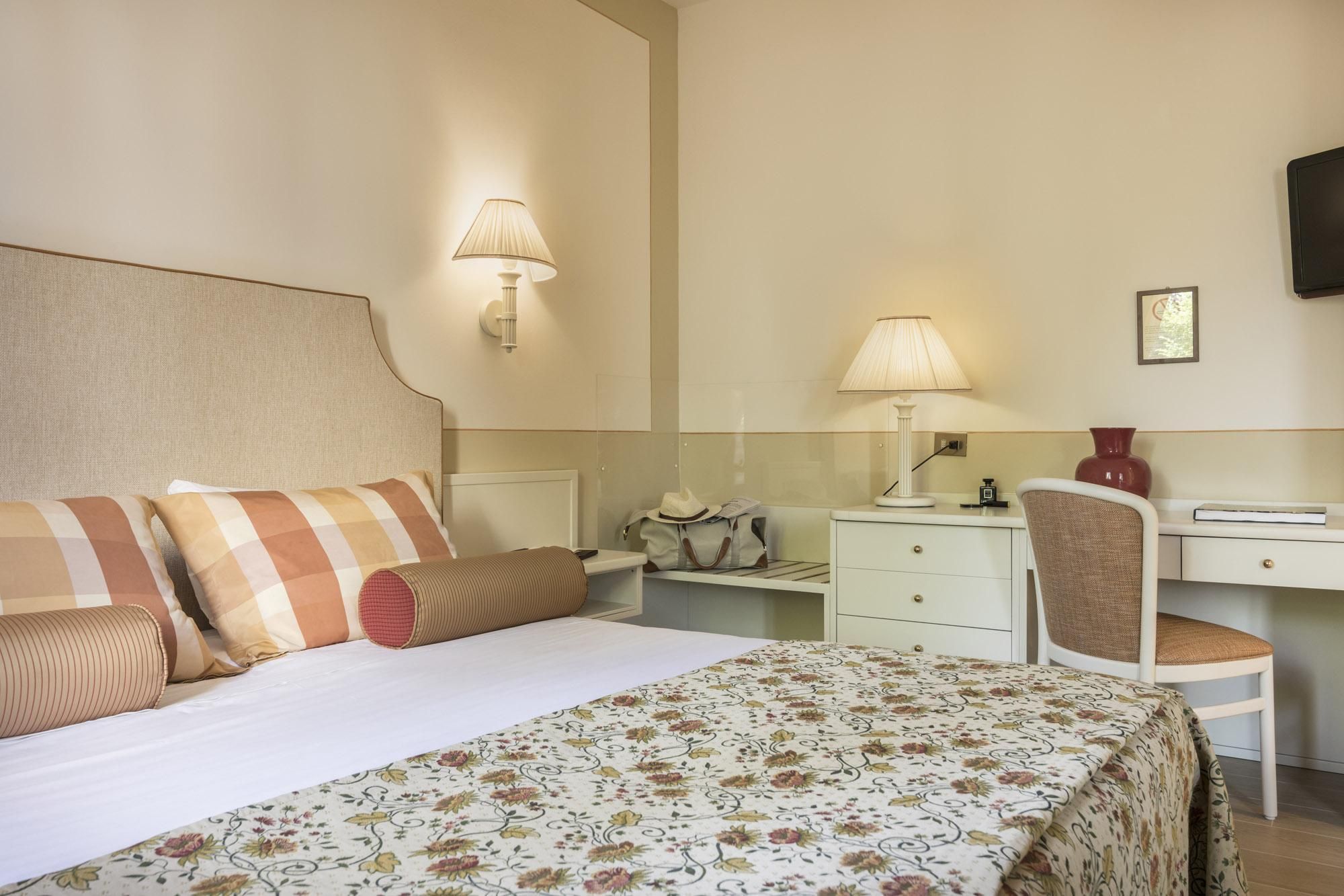 Junior Suite with Balcony