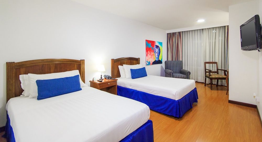 Pop Art Hotel Las Colinas Manizales Twin Room 2